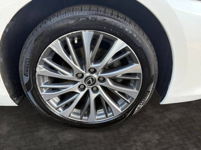 2020 Lexus ES 350