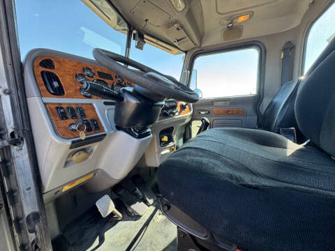 2006 Peterbilt 385