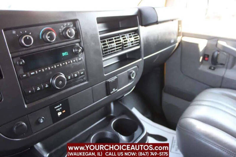 2017 GMC Savana 2500