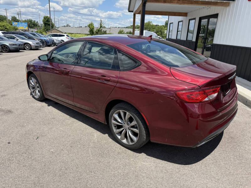 2015 Chrysler 200 S
