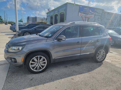 2016 Volkswagen Tiguan for sale at INTERNATIONAL AUTO BROKERS INC in Hollywood FL