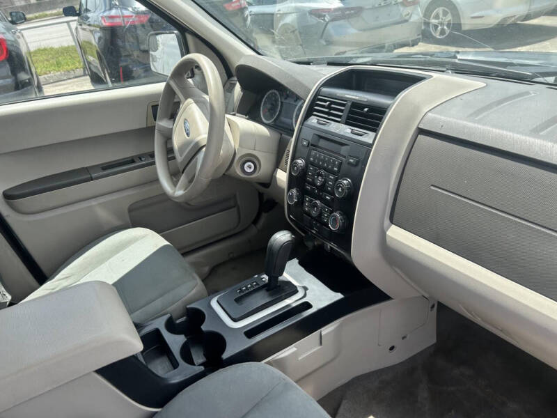 2012 Ford Escape XLS