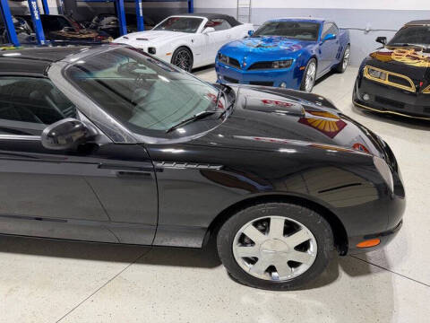 2002 Ford Thunderbird Deluxe