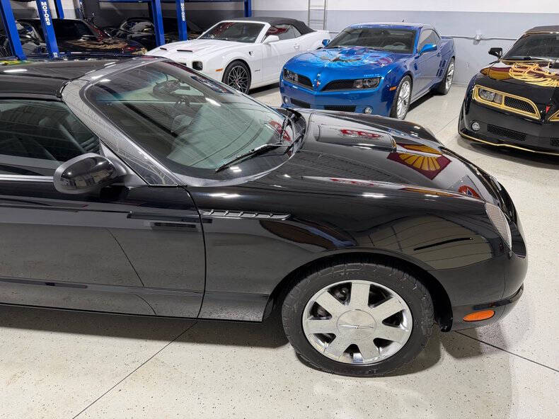 2002 Ford Thunderbird Deluxe