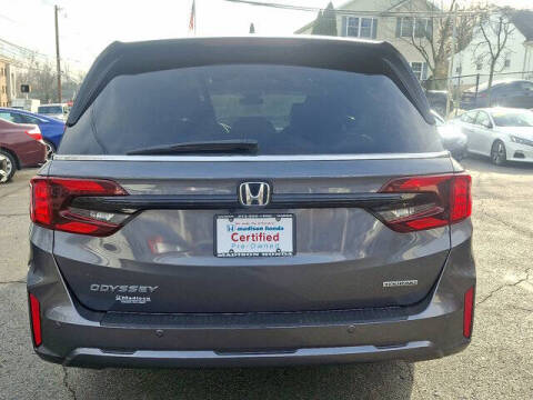 2025 Honda Odyssey Touring