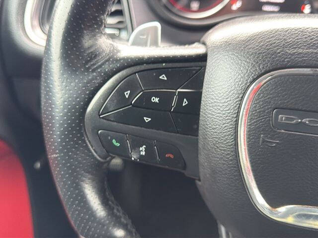 2018 Dodge Challenger 392 HEMI Scat Pack Shaker