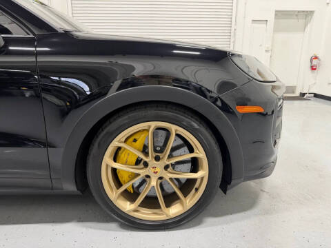 2024 Porsche Cayenne Turbo GT