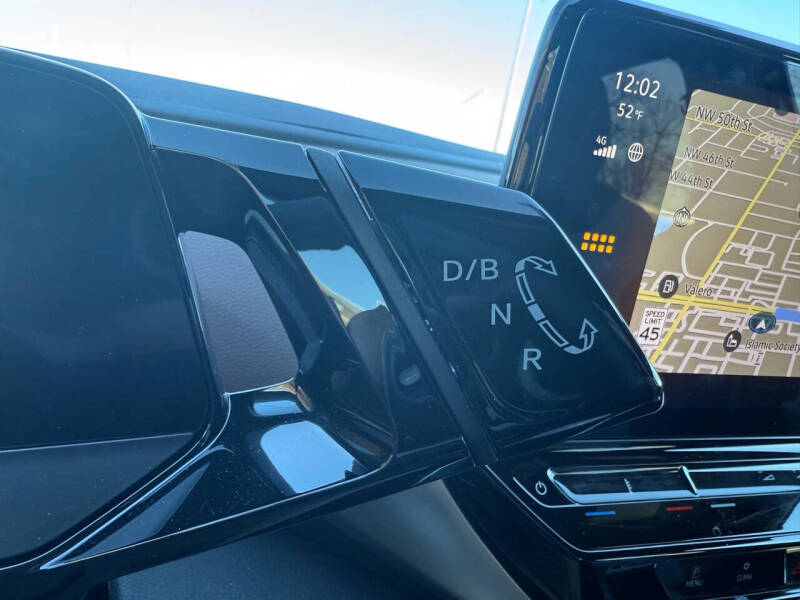 2023 Volkswagen ID.4 Pro