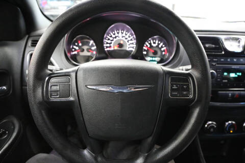 2014 Chrysler 200 LX