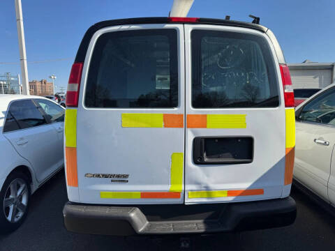 2012 Chevrolet Express 2500