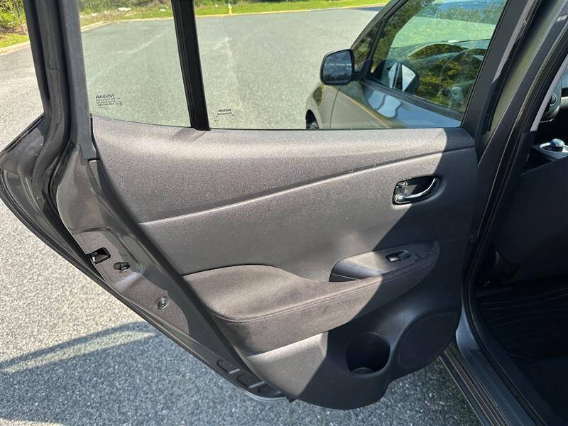 2015 Nissan LEAF S