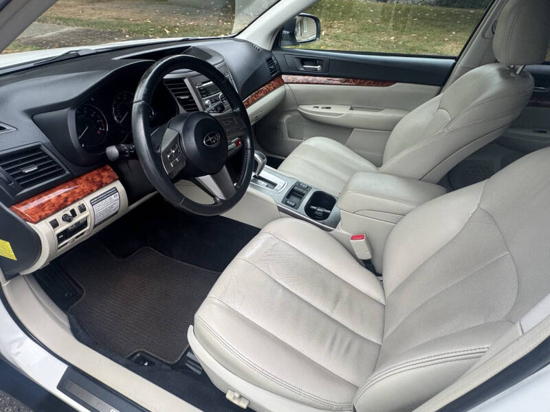 2011 Subaru Outback 3.6R Limited