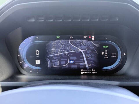 2025 Volvo XC90 T8 Ultra Bright Theme 6P