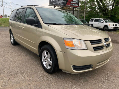 2010 Dodge Grand Caravan for sale at MEDINA WHOLESALE LLC in Wadsworth OH