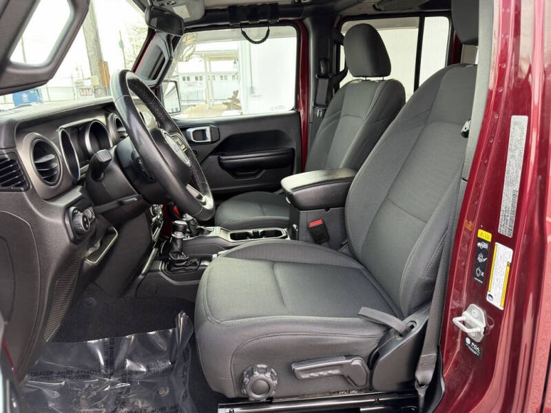 2021 Jeep Gladiator Willys