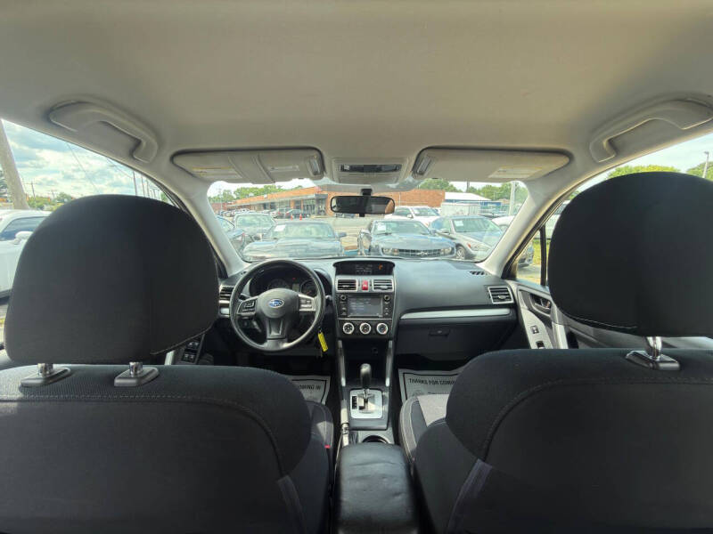 2016 Subaru Forester 2.5i