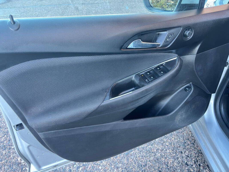 2017 Chevrolet Cruze LS Auto