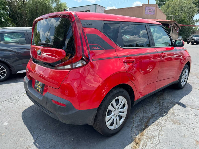 2021 Kia Soul LX photo 4