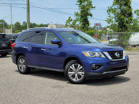2018 Nissan Pathfinder for sale at Dean Mitchell Auto Mall in Mobile AL