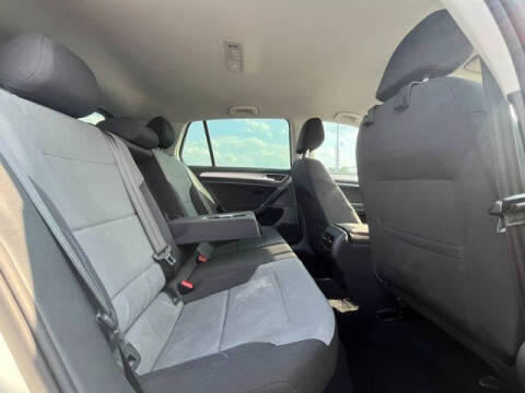 2016 Volkswagen e-Golf SE