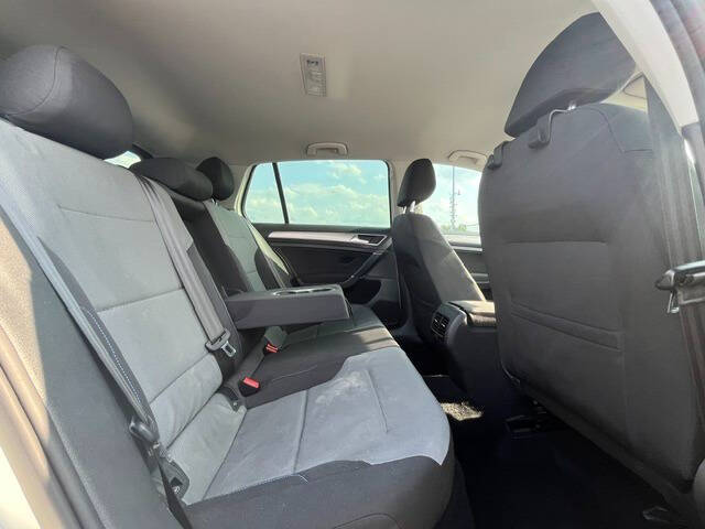 2016 Volkswagen e-Golf SE