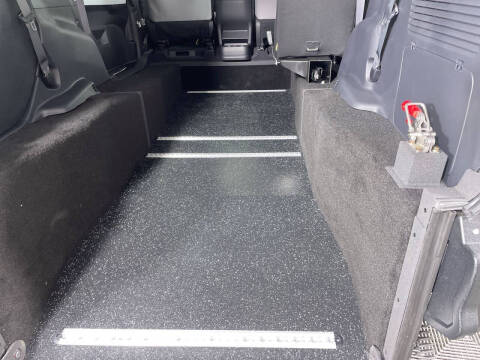 2025 Toyota Sienna LE 8-Passenger