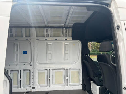 2022 Mercedes-Benz Sprinter 2500