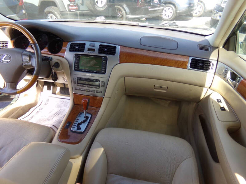 2005 Lexus ES 330