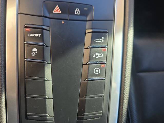 2019 Porsche 718 Cayman