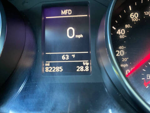 2017 Volkswagen Passat 1.8T R-Line