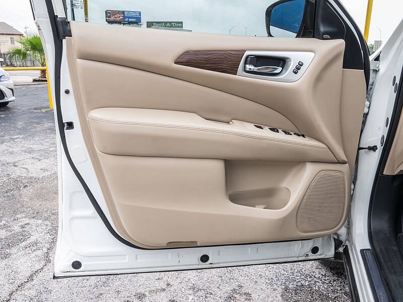 2017 Nissan Pathfinder