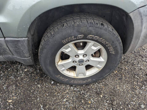 2005 Ford Escape XLT