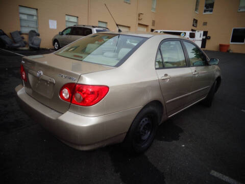 2005 Toyota Corolla LE