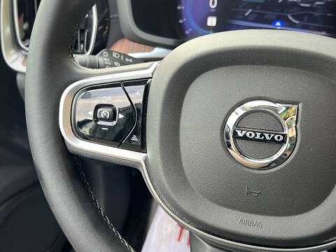 2023 Volvo S60 B5 Ultimate Bright Theme