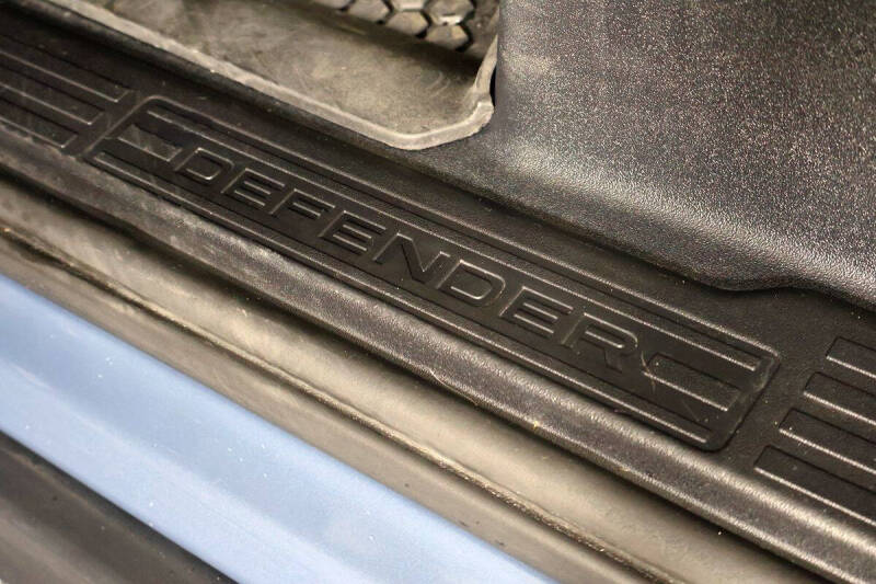 2023 Land Rover Defender 90 S