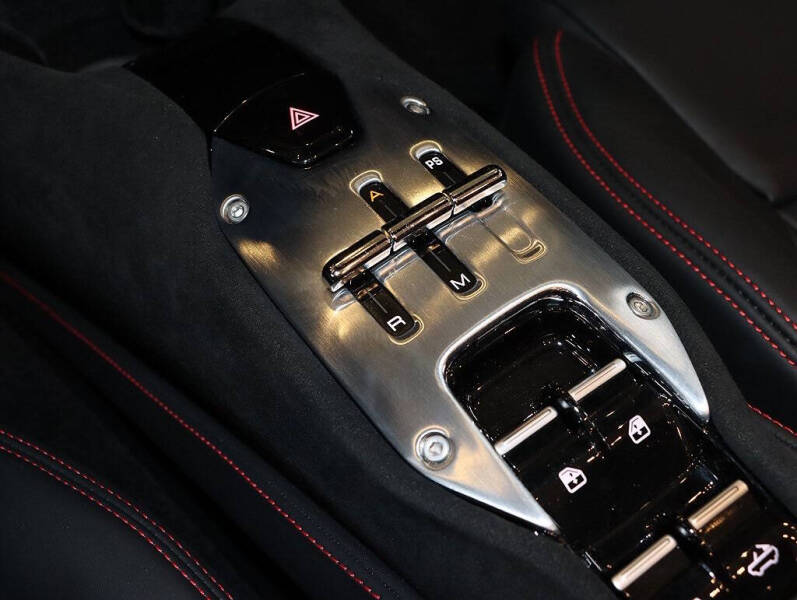 2023 Ferrari SF90 Spider