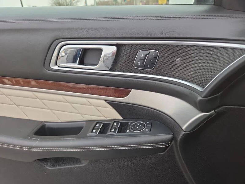 2016 Ford Explorer Platinum