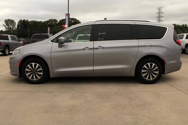 2021 Chrysler Pacifica for sale at Billy Ray Taylor Auto Sales in Cullman AL