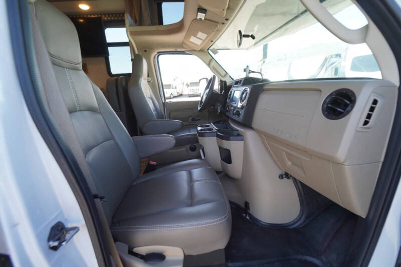 2023 Thor Motor Coach Quantum