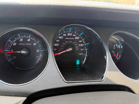 2012 Ford Taurus SE