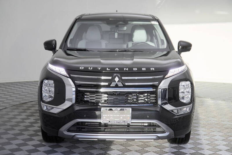 2026 Mitsubishi Outlander SE