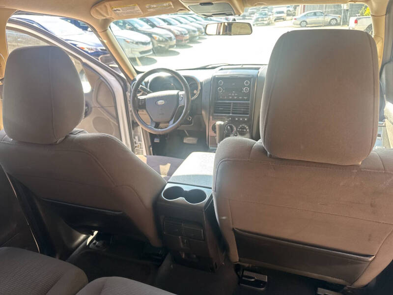 2010 Ford Explorer XLT