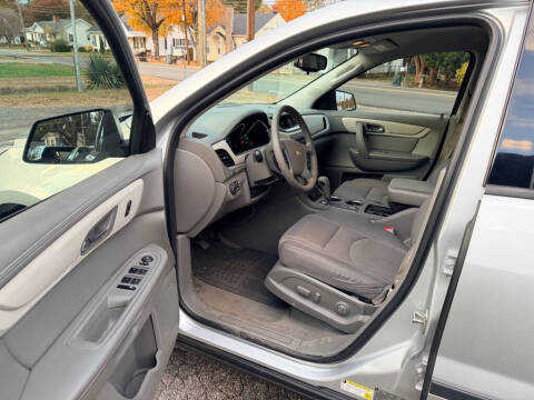 2016 Chevrolet Traverse LS