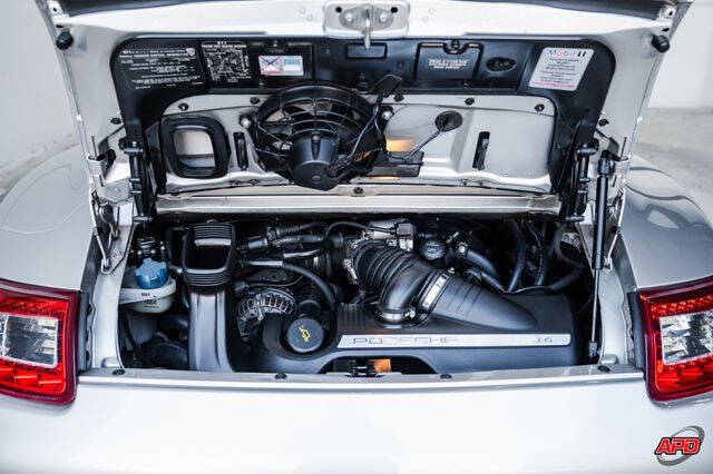 2005 Porsche 911 Carrera