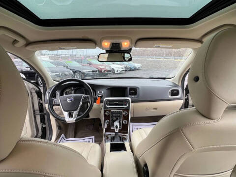 2015 Volvo V60 T5 Premier