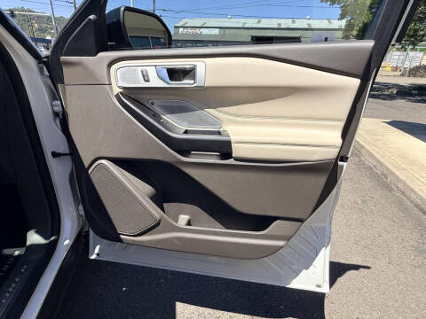 2020 Ford Explorer Platinum