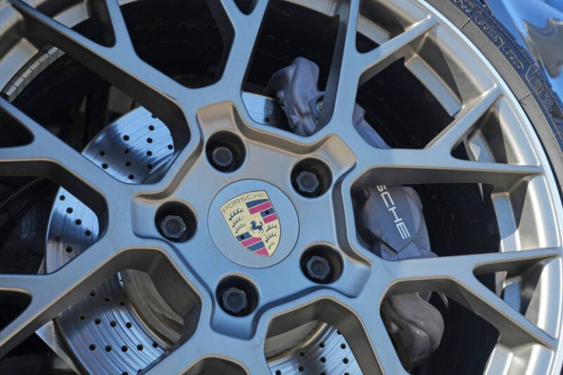 2021 Porsche 911 Carrera