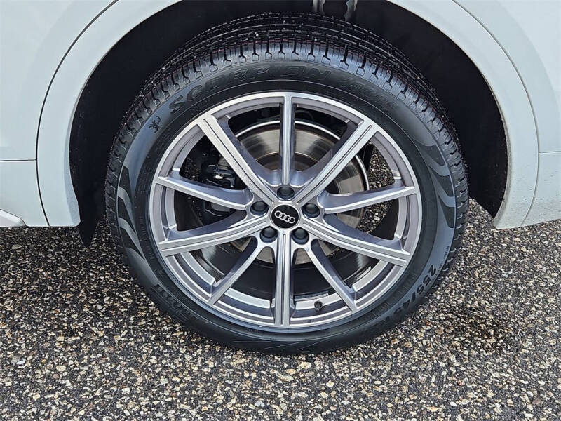 2022 Audi SQ5 Sportback 3.0T quattro Premium Plus