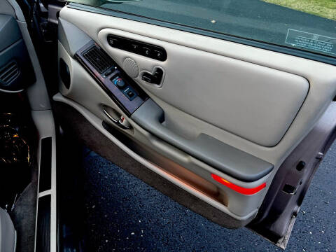 1999 Oldsmobile Aurora