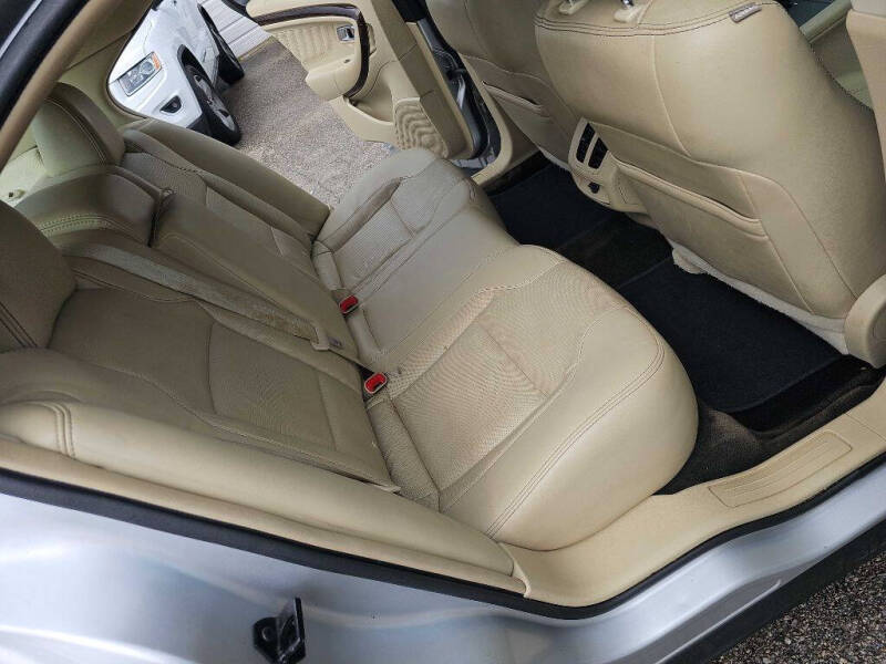 2014 Ford Taurus Limited